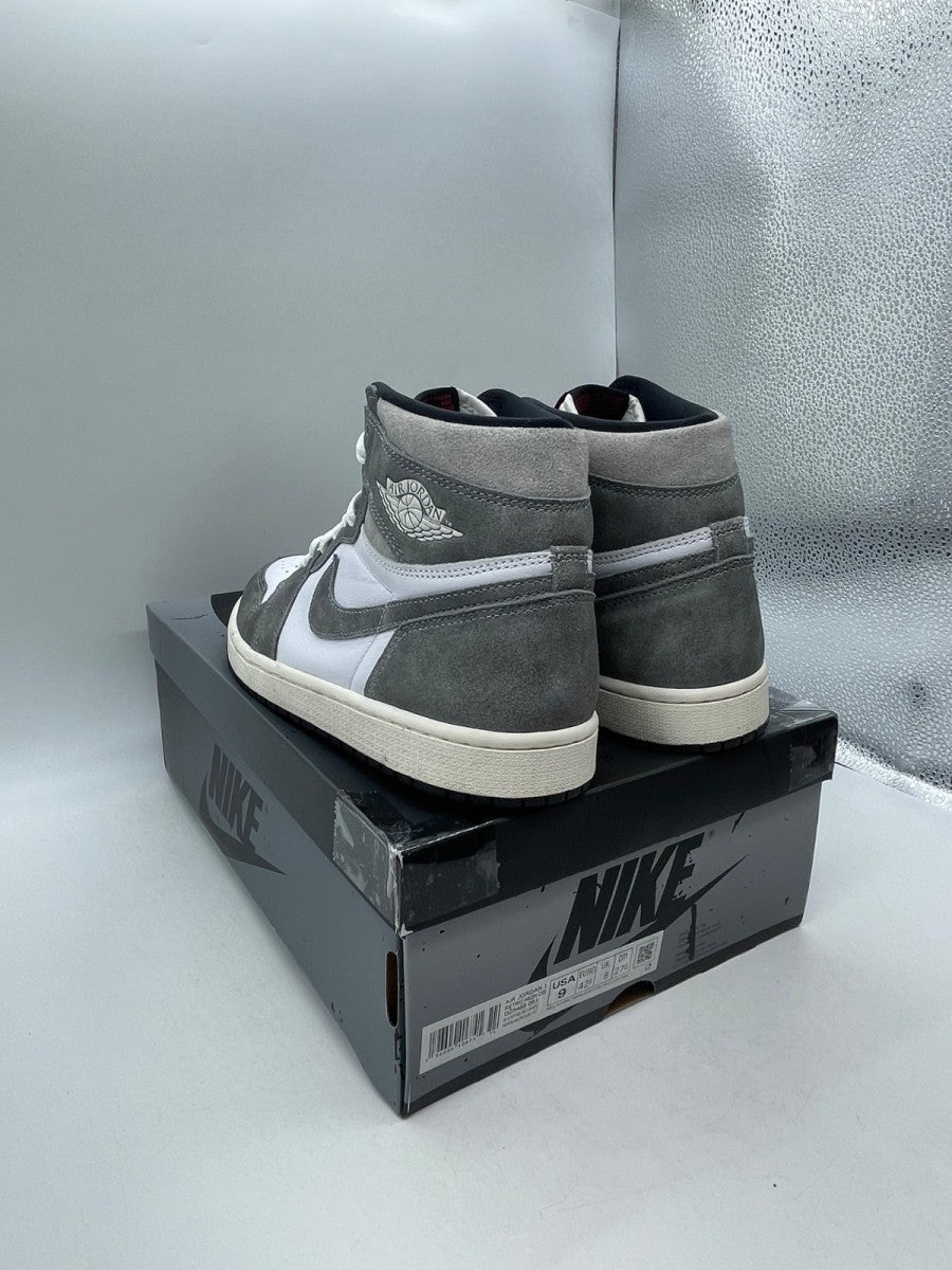 Jordan 1 Retro High OG Washed Black 9 (Moderately Worn Pre-Owned)JordanBlack/Fire Red/Light Smoke Grey/Sail - Image 4