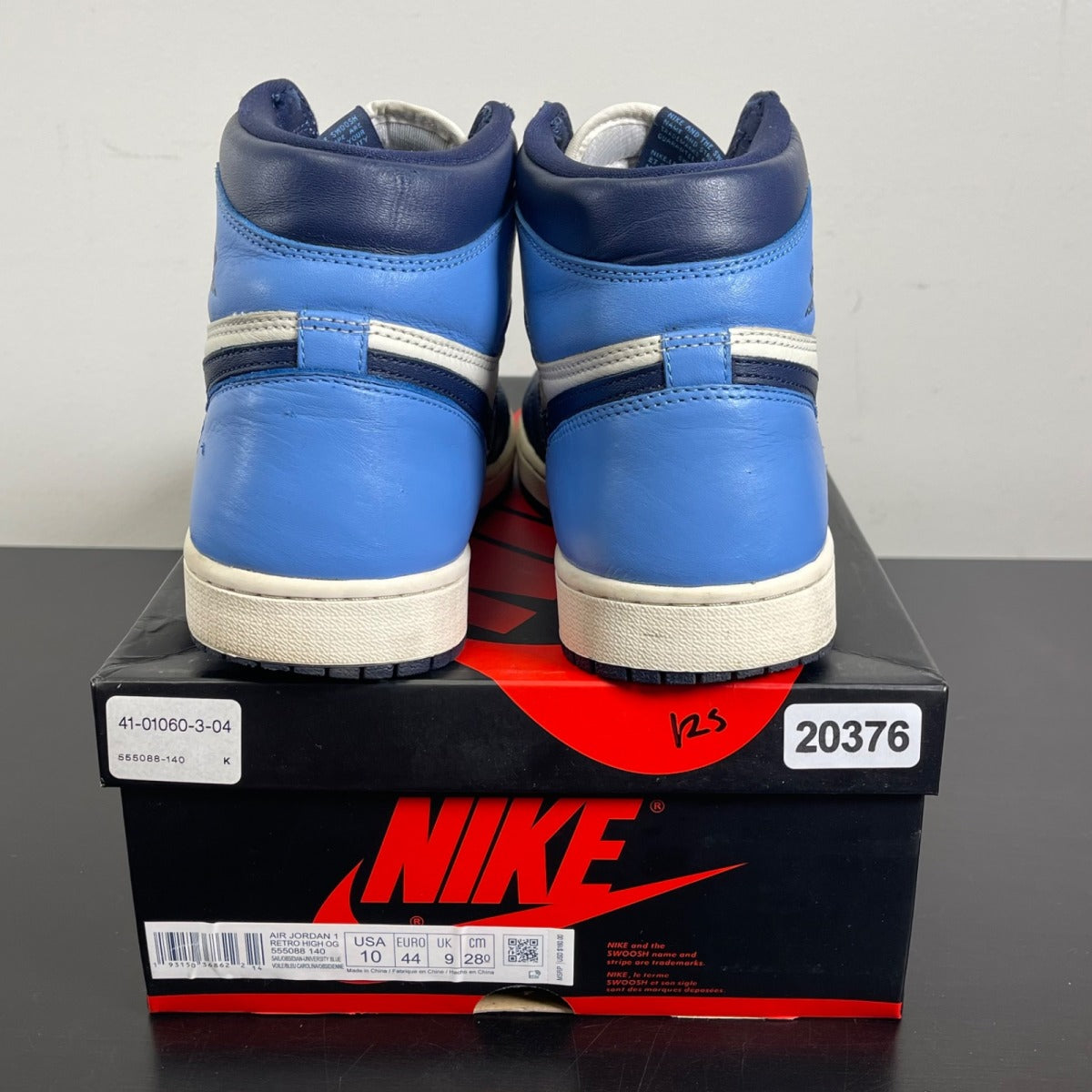 Jordan 1 Retro High Obsidian 10 (Moderately Worn Pre-Owned)JordanSail/Obsidian-University Blue - Image 4