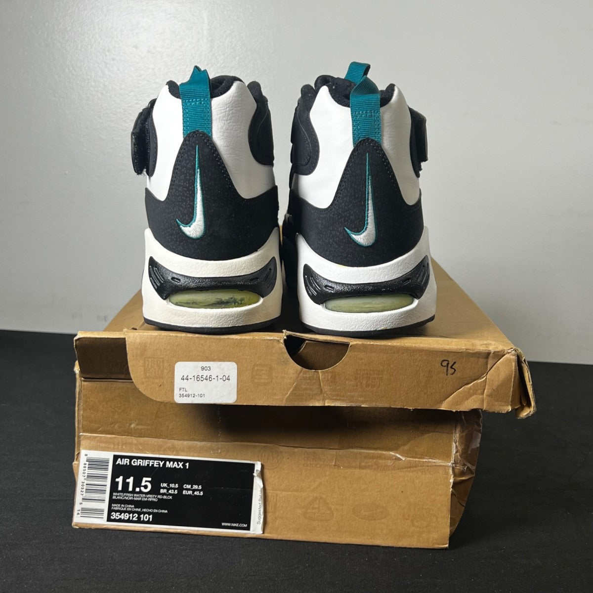 Nike Air Griffey Max 1 Fresh Water (2009) 11.5 (Moderately Worn Pre-Owned)NikeWhite/Fresh Water-Varsity Red-Black - Image 4