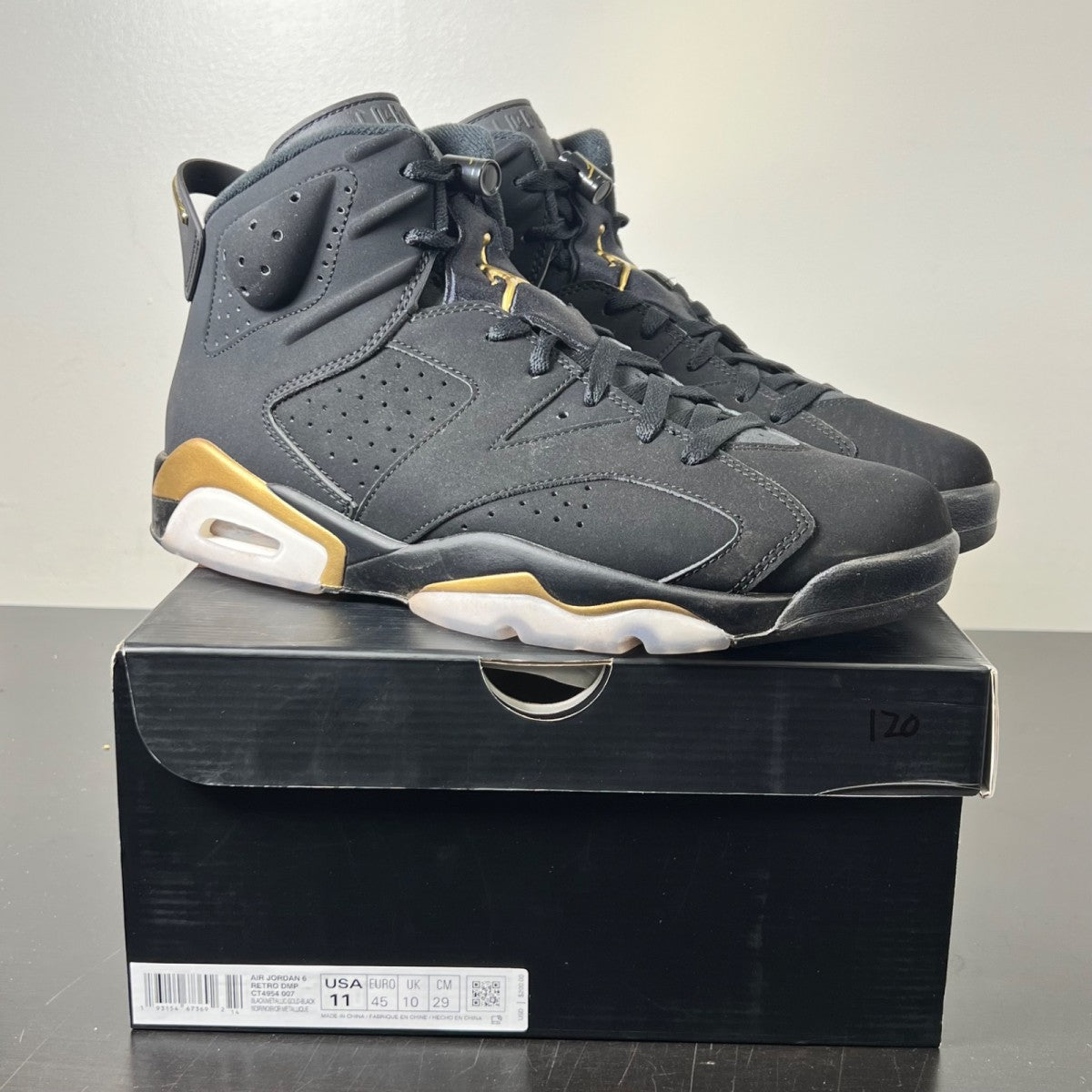 Jordan 6 Retro DMP (2020) 11 (Lightly Worn Pre-Owned)JordanBlack/Metallic Gold - Image 1
