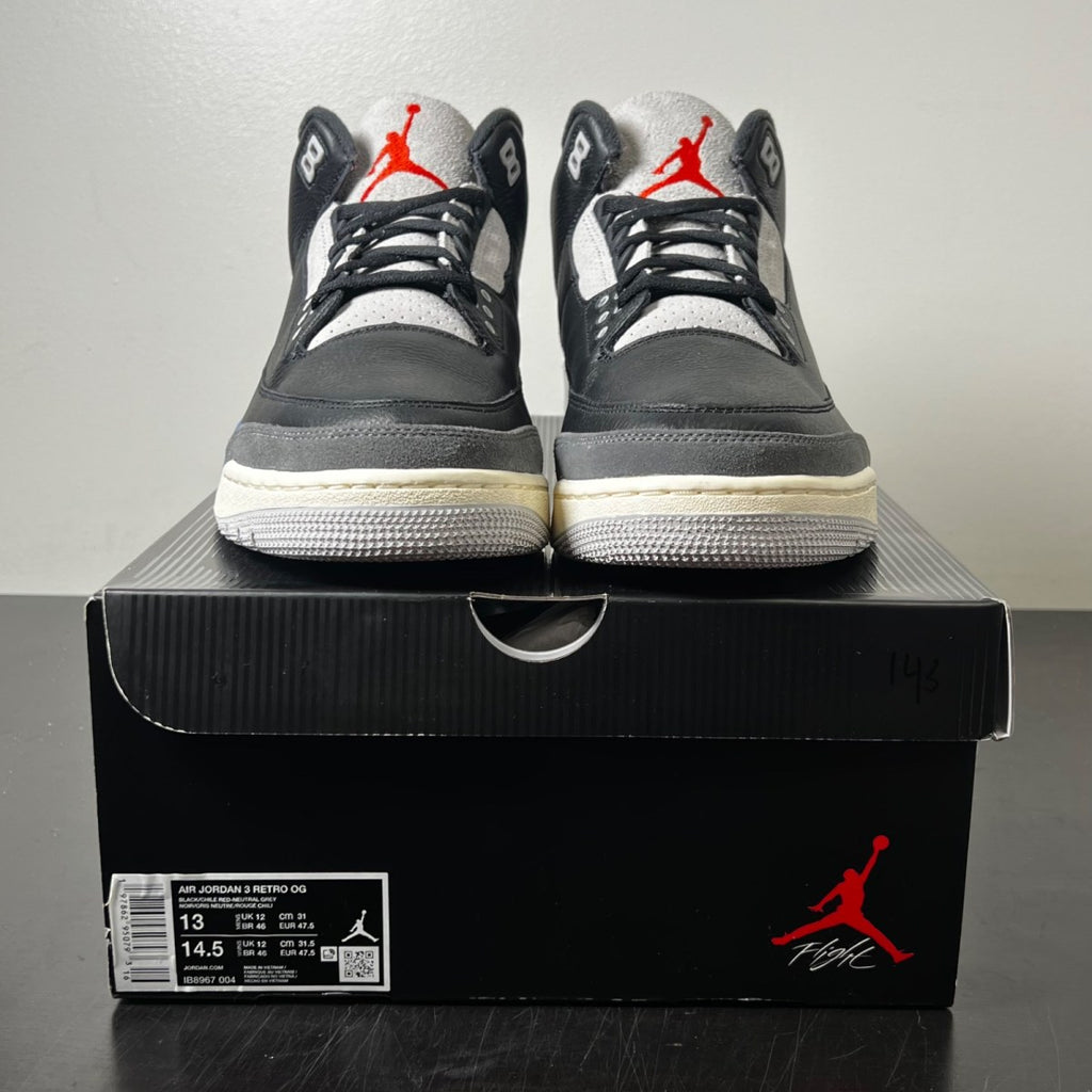 Jordan 3 Retro OG Rare Air 13 (Lightly Worn Pre-Owned)JordanBlack/Chile Red/Neutral Grey/Military Blue/Coconut Milk - Image 2