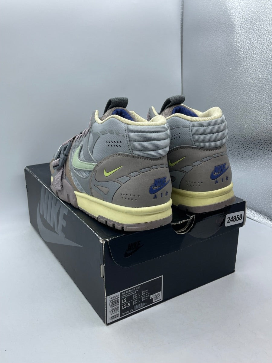 Nike Air Trainer 1 Utility SP Light Smoke Grey Honeydew Particle Grey 12 (Moderately Worn Pre-Owned)NikeLight Smoke Grey/Honeydew-Particle Grey - Image 4