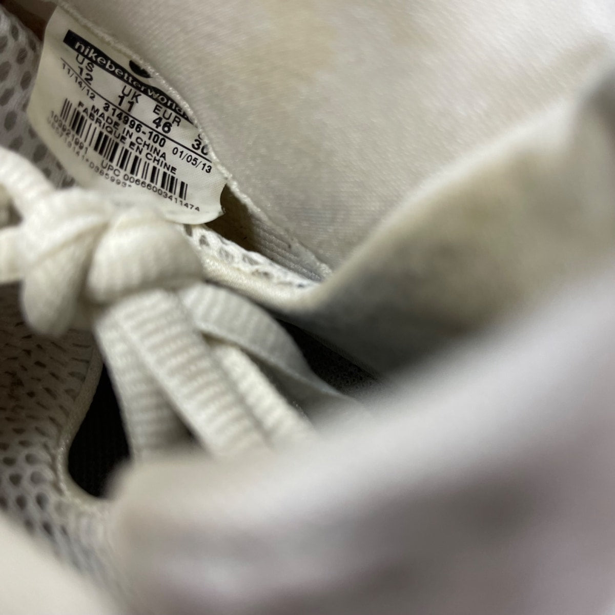 Nike Air Foamposite One White Out 12 (Moderately Worn Pre-Owned)NikeWhite/White-Metallic Silver - Image 6