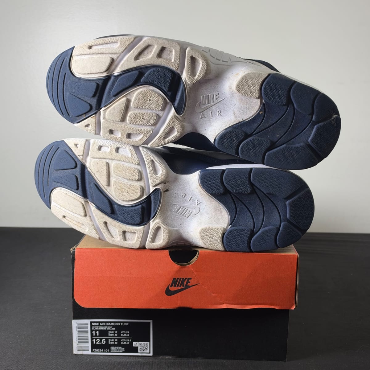 Nike Air Diamond Turf Cowboys (Size 11) - aux