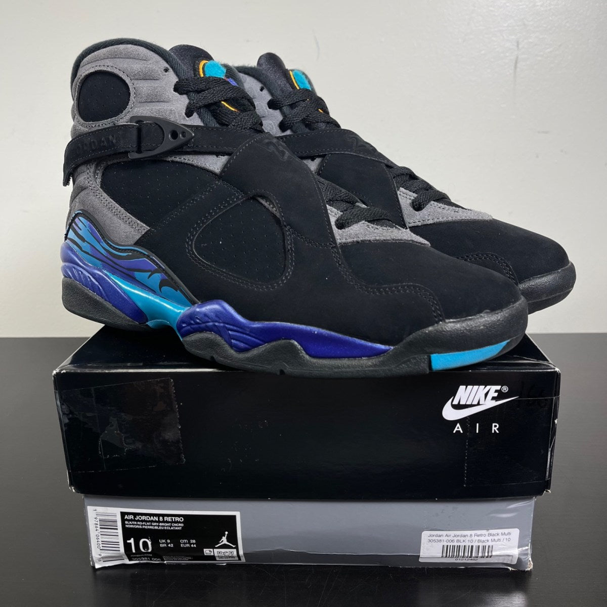 Jordan 8 Retro Aqua (2025) 10 (Moderately Worn Pre-Owned)JordanBlack/True Red-Iron Grey-Bright Concord-Aquatone - Image 1