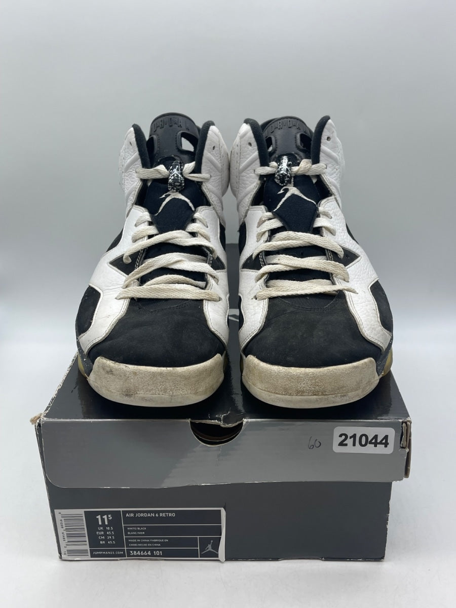 Jordan 6 Retro Oreo 11.5 (Moderately Worn Pre-Owned) - Image 2