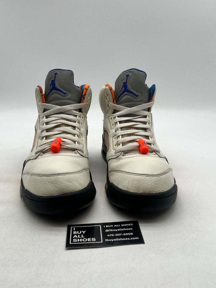 Jordan 5 Retro International Flight 9.5 (Lightly Worn Pre-Owned) - Image 2