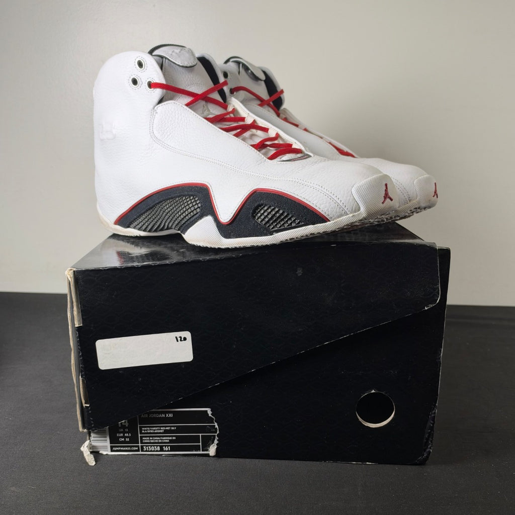 Jordan 21 White Varsity Red Metallic Silver (2006) (Size 14) - aux