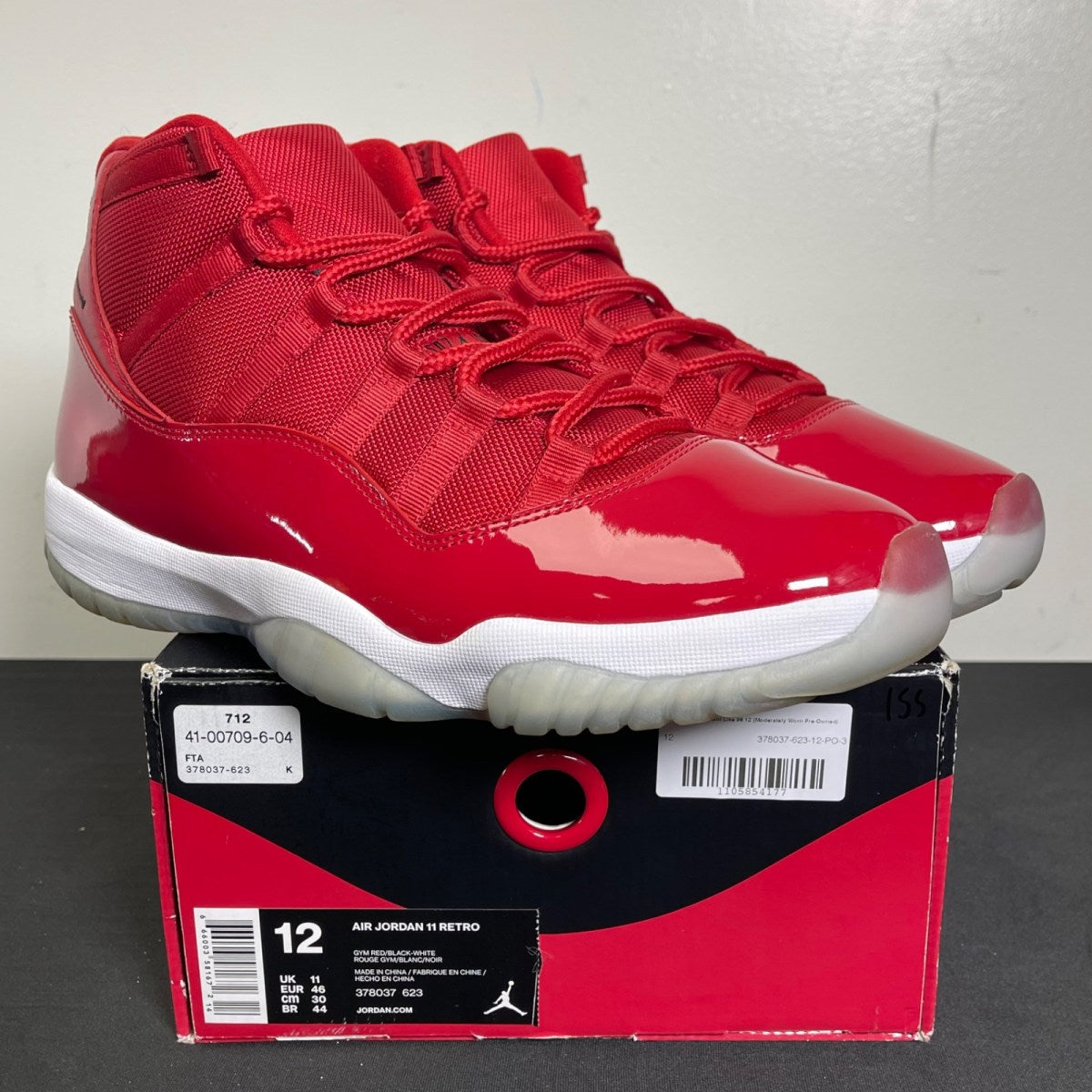 Jordan 11 Retro Win Like 96 12 (Moderately Worn Pre-Owned)JordanGym Red/Black-White - Image 1