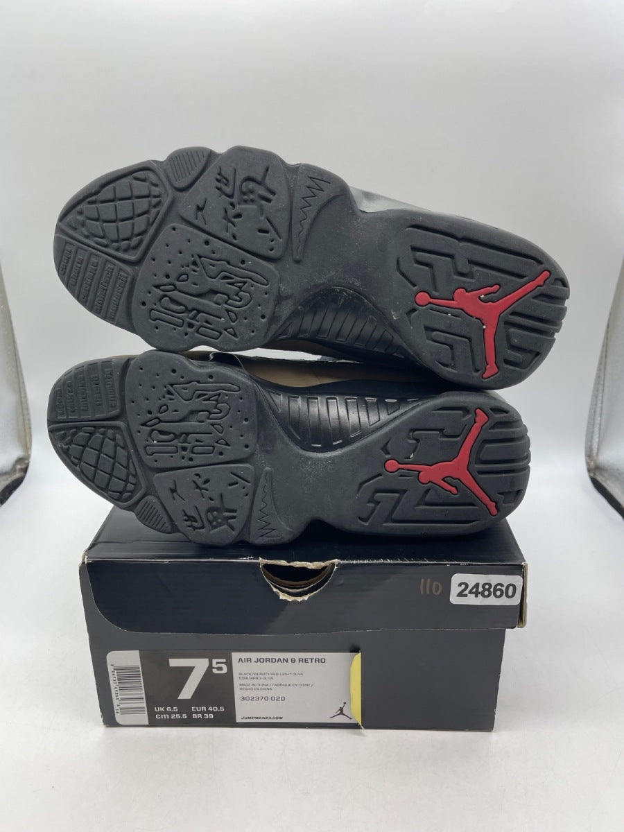 Jordan 9 Retro Olive (2012) 7.5 (Moderately Worn Pre-Owned)JordanBlack/Light Olive-Varsity Red - Image 7