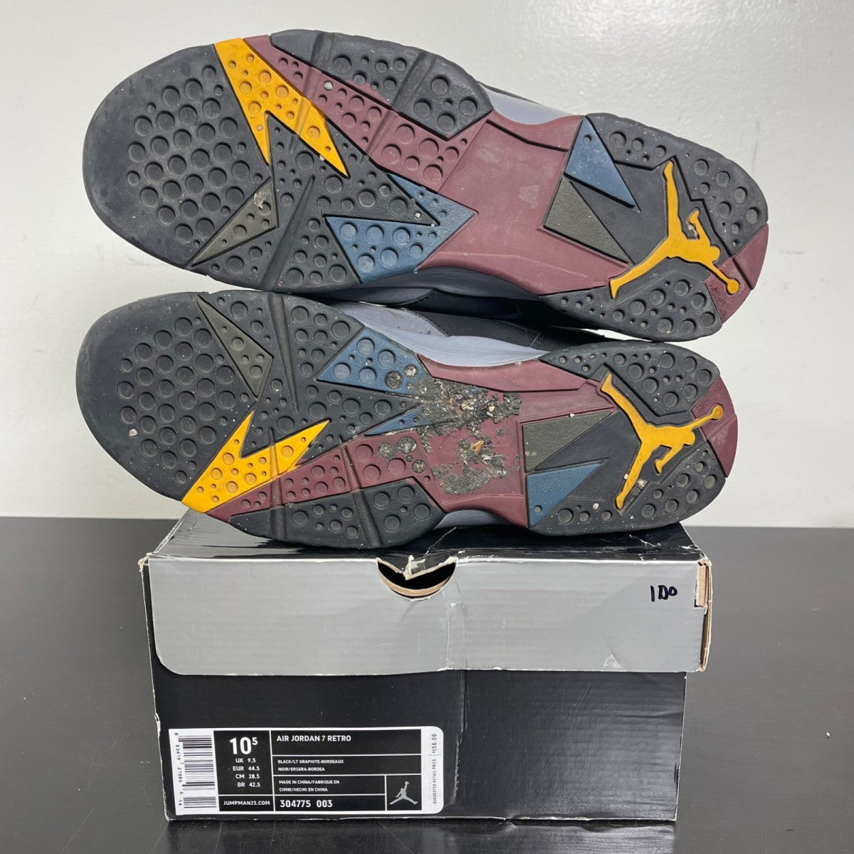 Jordan 7 Retro Bordeaux (2011) 10.5 (Moderately Worn Pre-Owned)JordanBlack/Light Graphite-Bordeaux - Image 5