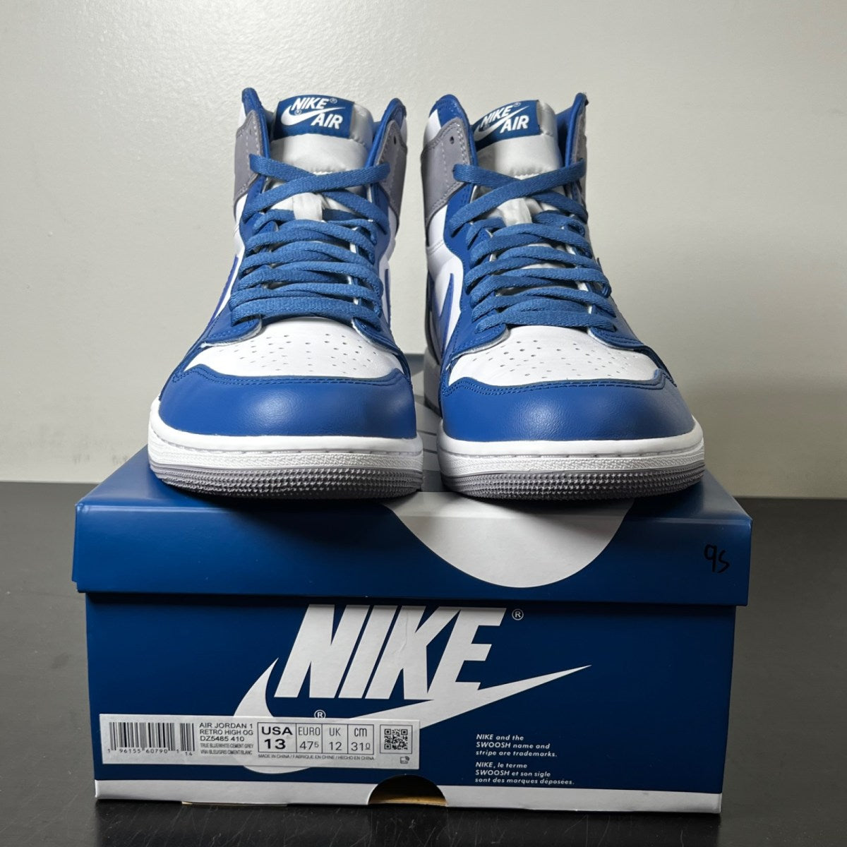 Jordan 1 Retro High OG True Blue 13 (Lightly Worn Pre-Owned)JordanTrue Blue/White/Cement Grey - Image 2