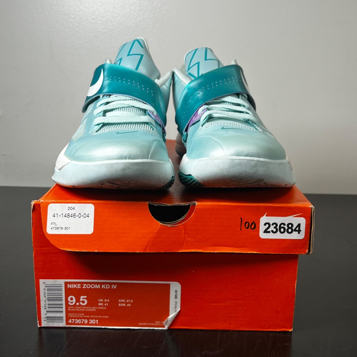 Nike KD 4 Easter 9.5 (Lightly Worn Pre-Owned)NikeMint Candy/White-New Green - Image 2