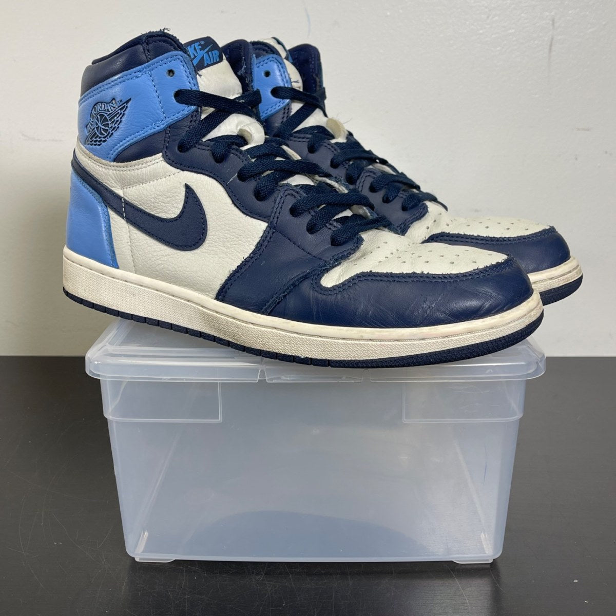 Jordan 1 Retro High Obsidian 12 (Moderately Worn Pre-Owned)JordanSail/Obsidian-University Blue - Image 1
