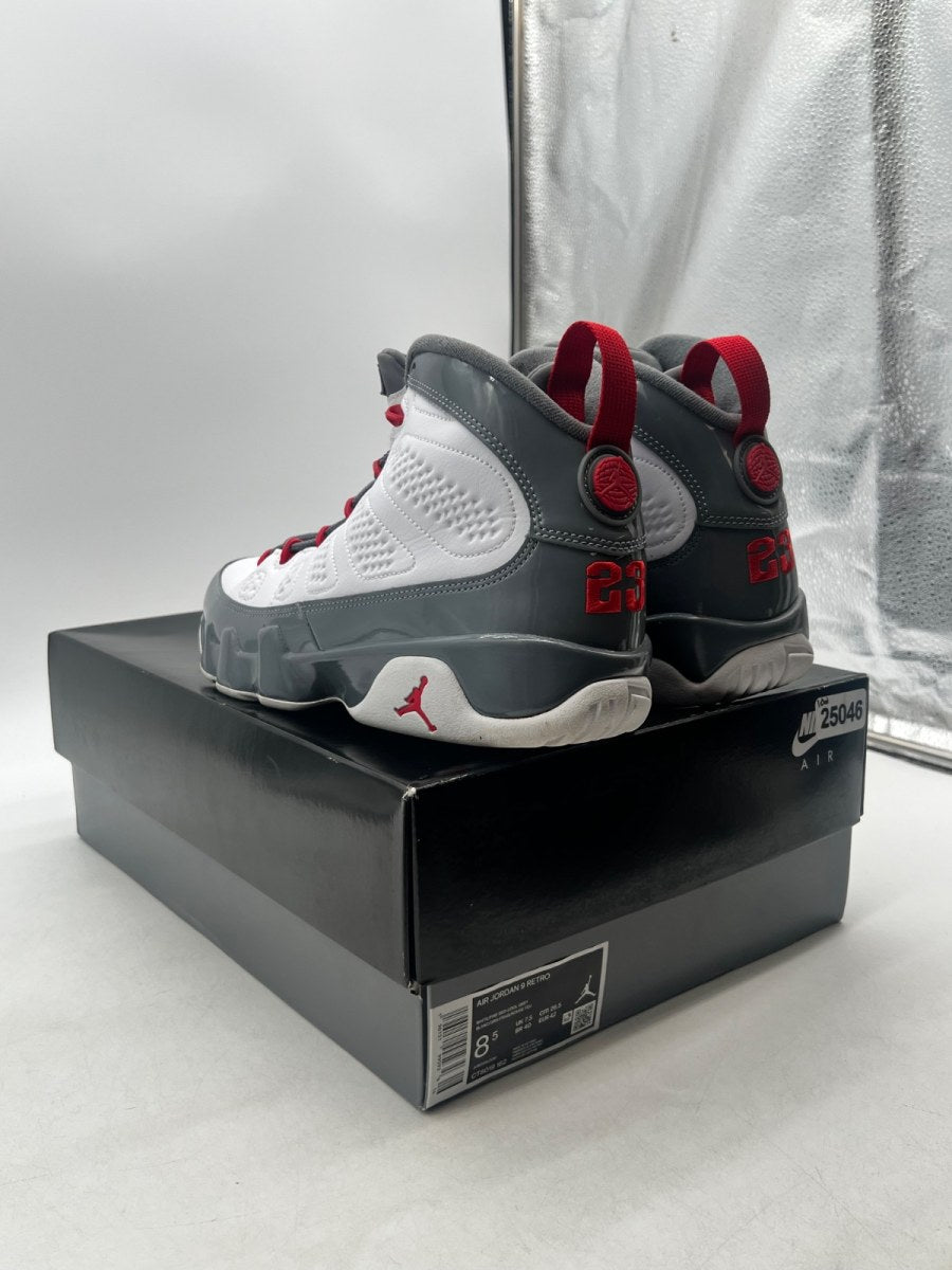 Jordan 9 Retro Fire Red 8.5 (Moderately Worn Pre-Owned)JordanWhite/Fire Red/Cool Grey - Image 4