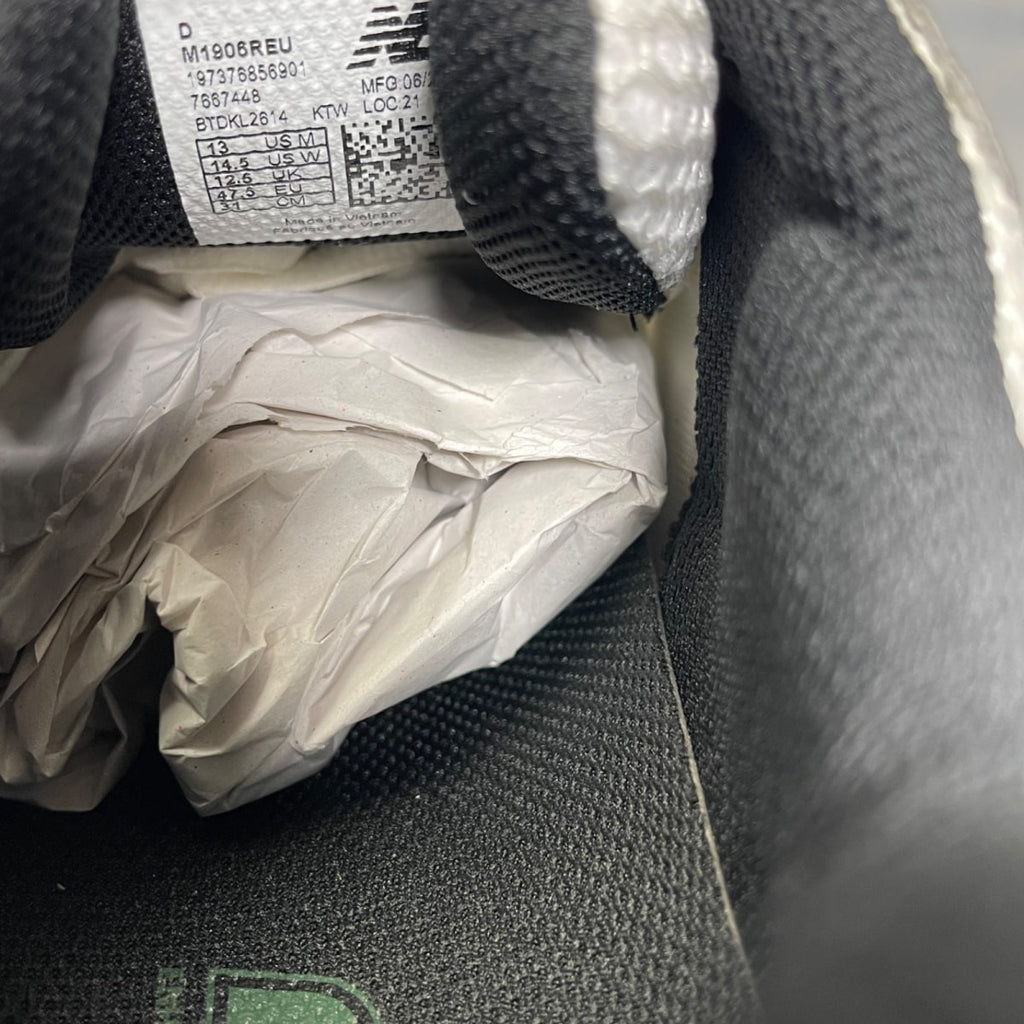 New Balance 1906R Silver Metallic Nightwatch Green 13 (Moderately Worn Pre-Owned)New BalanceSilver Metallic/Nightwatch Green/Sea Salt - Image 6