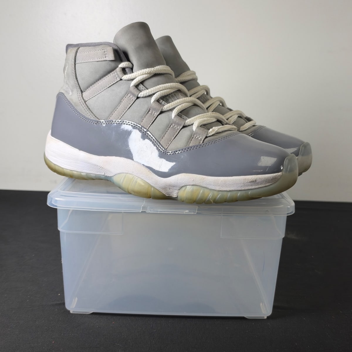 Jordan 11 Retro Cool Grey (2021) (Size 9.5) - aux