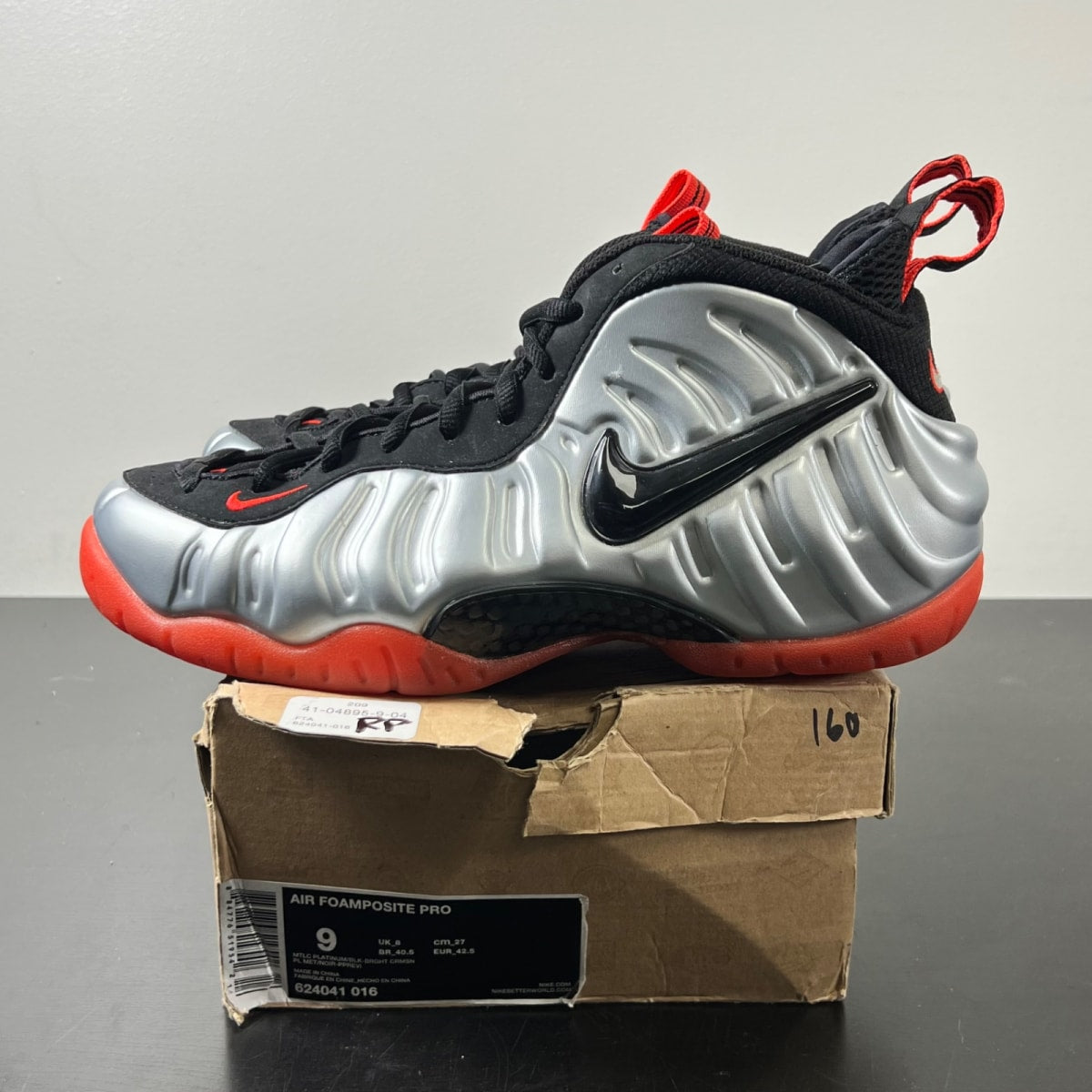 Nike Air Foamposite Pro Bright Crimson 9 (Lightly Worn Pre-Owned)NikeMetallic Silver/Black-Bright Crimson - Image 3