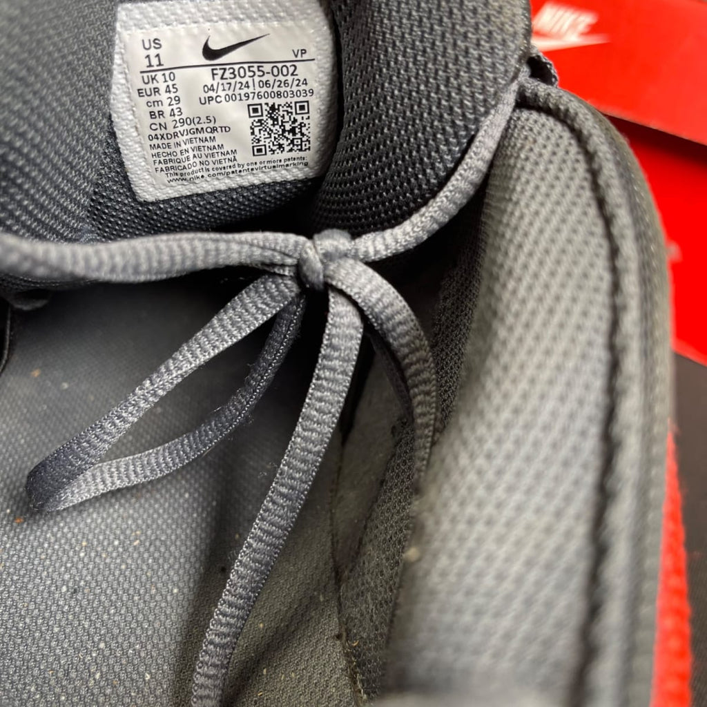 Nike Air More Uptempo Low Dark Grey Light Crimson (Size 11) - aux