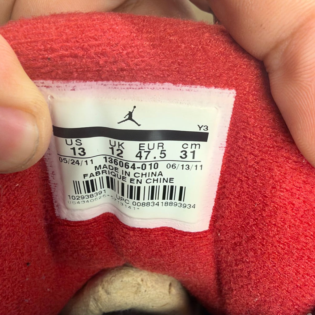 Jordan 3 Retro Black Cement (2011) (Size 13) - aux