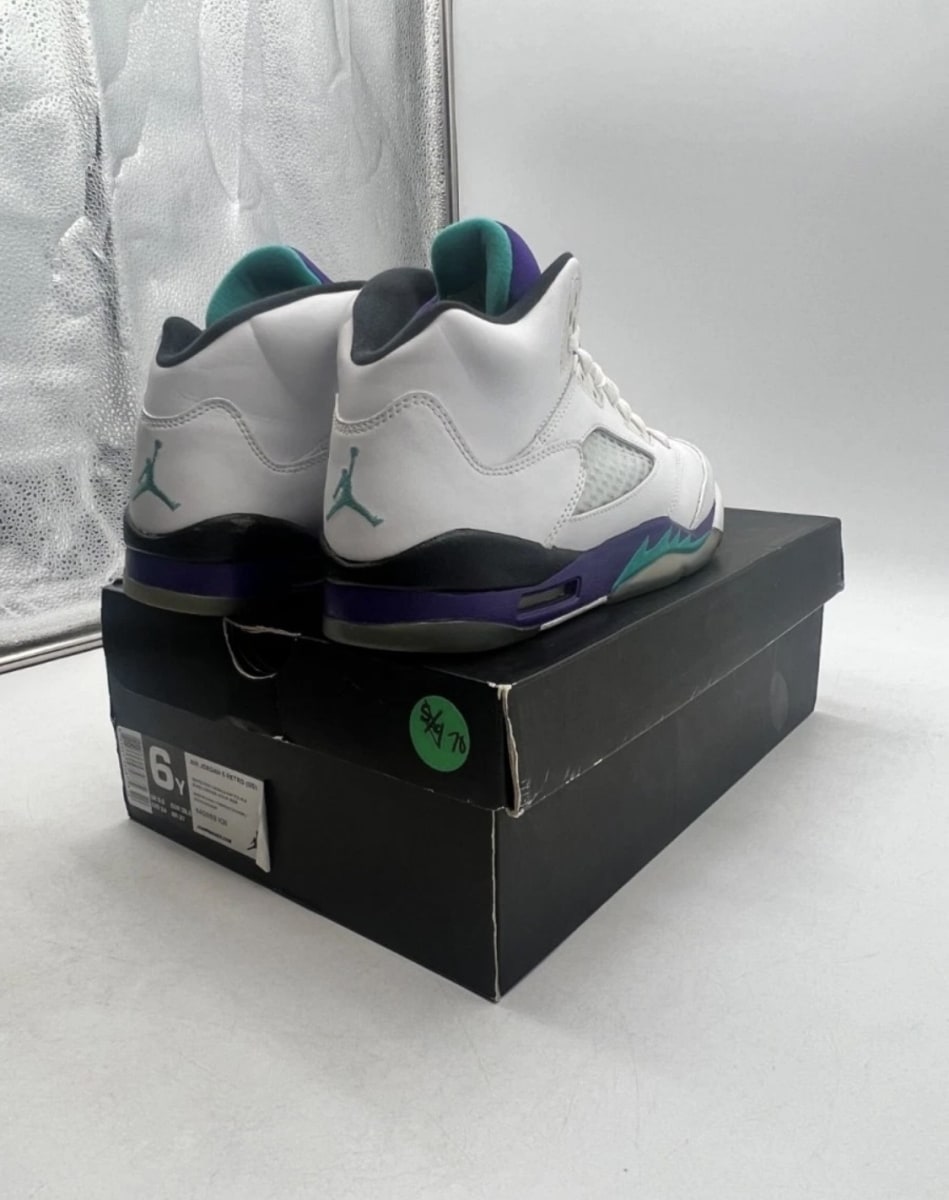Jordan 5 Retro Grape (2013) (GS) 6Y (Moderately Worn Pre-Owned)JordanWhite/Emerald-New-Grape-Ice-Blue - Image 5