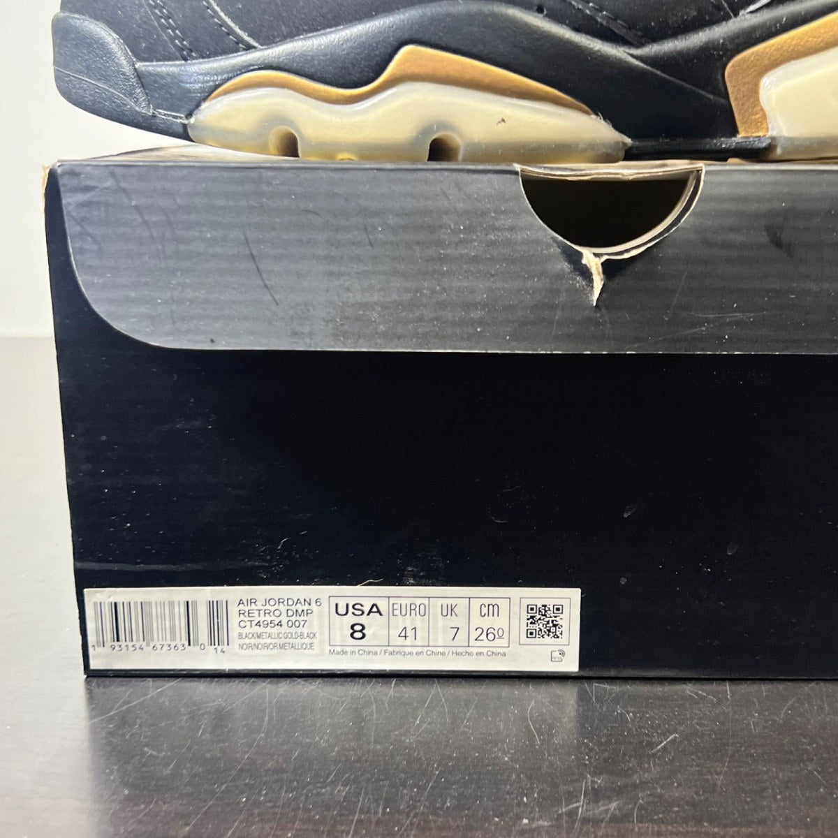 Jordan 6 Retro DMP (2020) 8 (Lightly Worn Pre-Owned)JordanBlack/Metallic Gold - Image 4