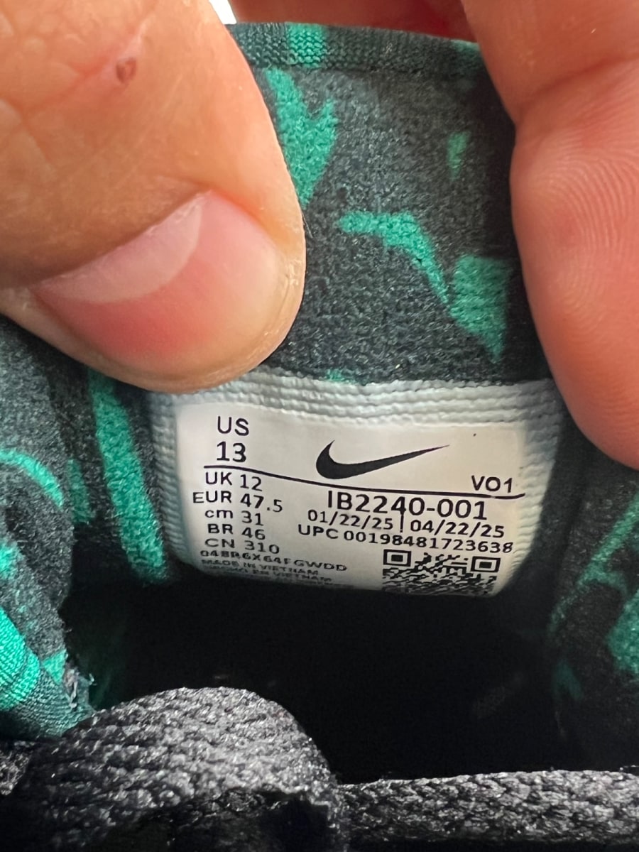 Nike Air Diamond Turf Emerald 13 (Lightly Worn Pre-Owned)NikeBlack/Mystic Green-White-Golden Tussah - Image 6
