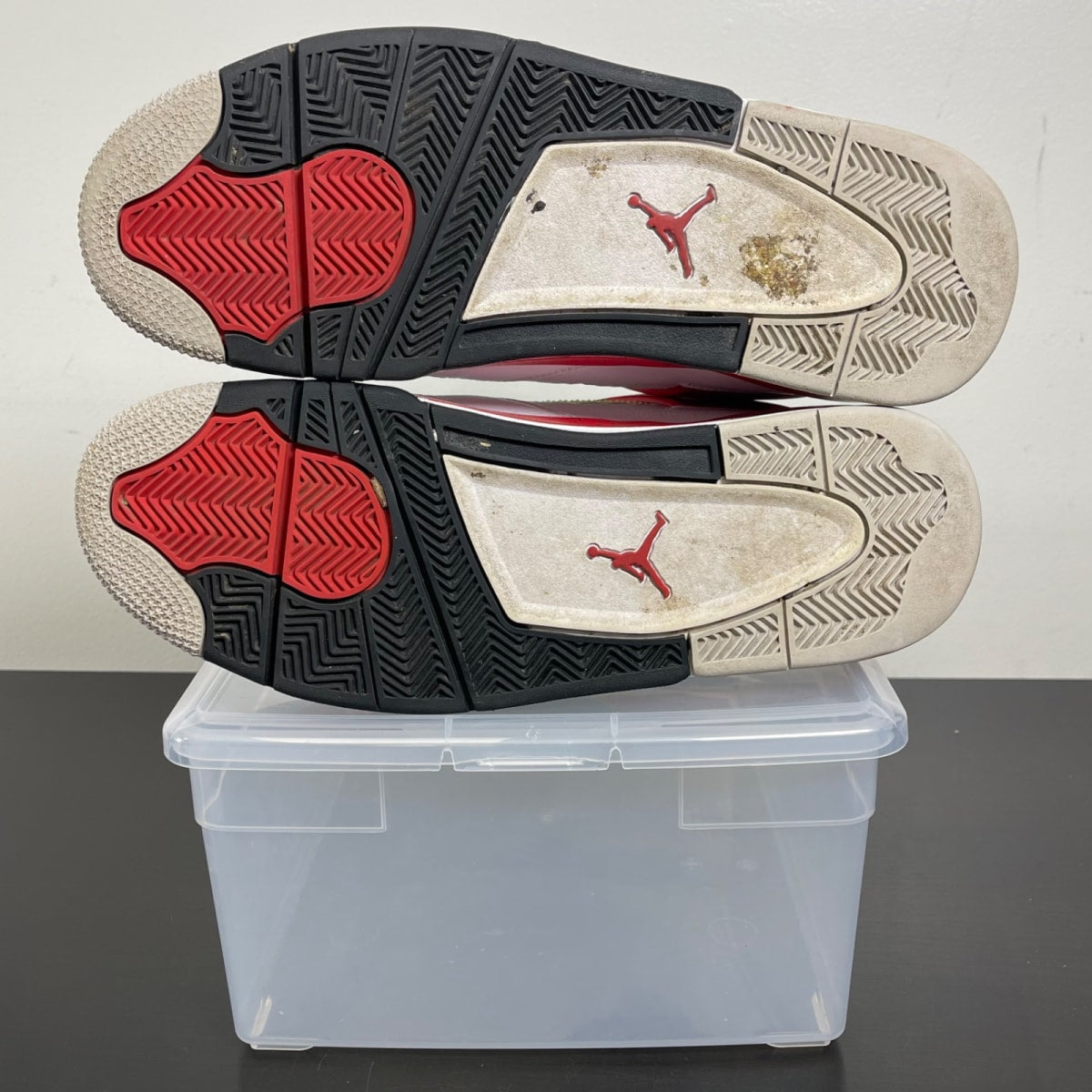 Jordan 4 Retro Red Cement 11.5 (Moderately Worn Pre-Owned)JordanWhite/Fire Red/Black/Neutral Grey - Image 5