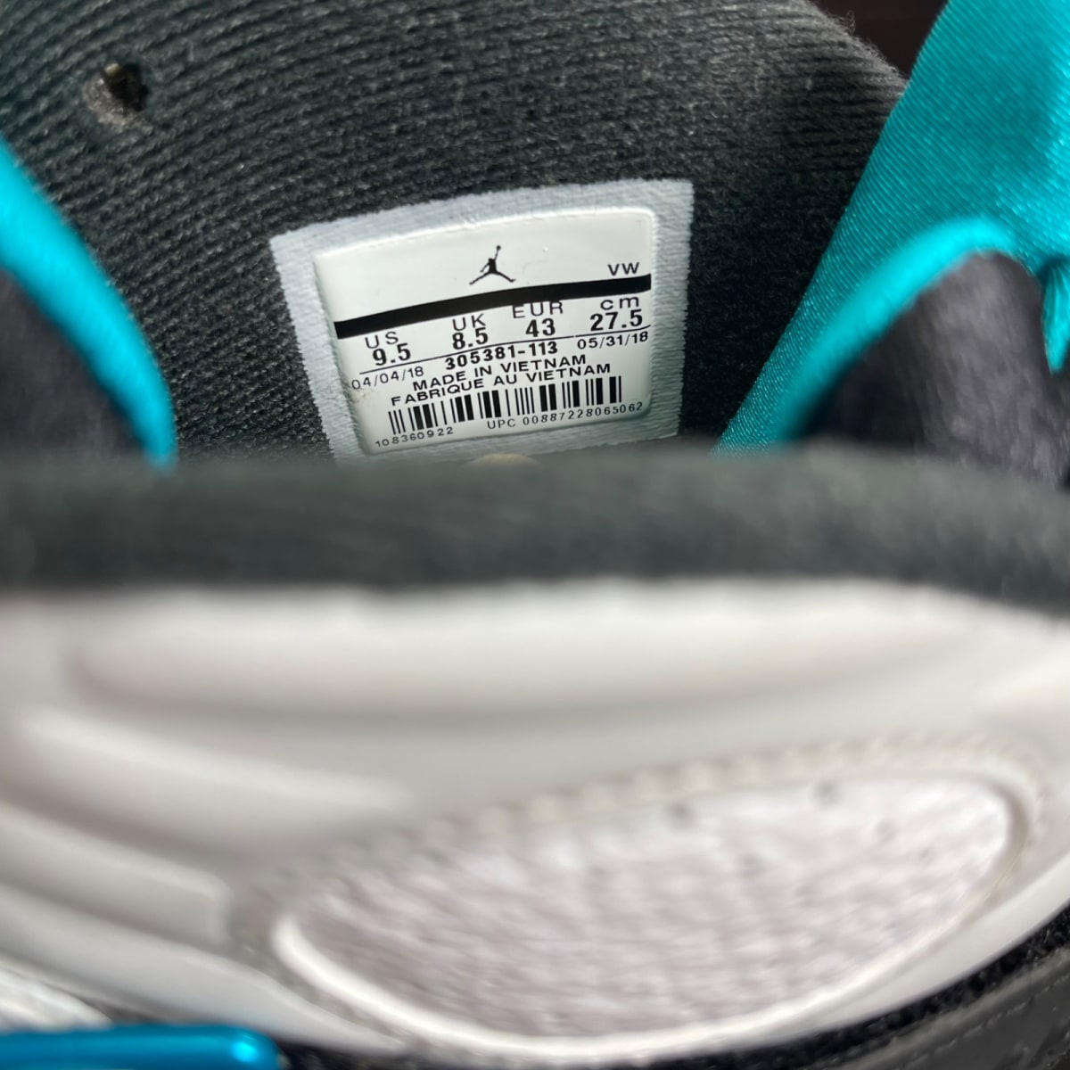 Jordan 8 Retro South Beach 9.5 (Moderately Worn Pre-Owned)JordanWhite/White-Turbo Green-Neutral Grey - Image 6