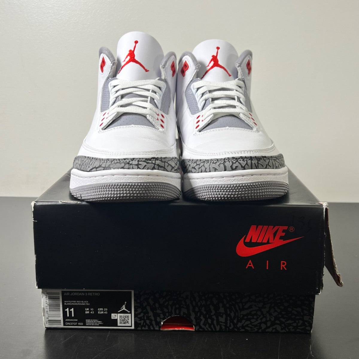 Jordan 3 Retro Fire Red (2022) 11 (Lightly Worn Pre-Owned)JordanWhite/Fire Red/Cement Grey/Black - Image 2