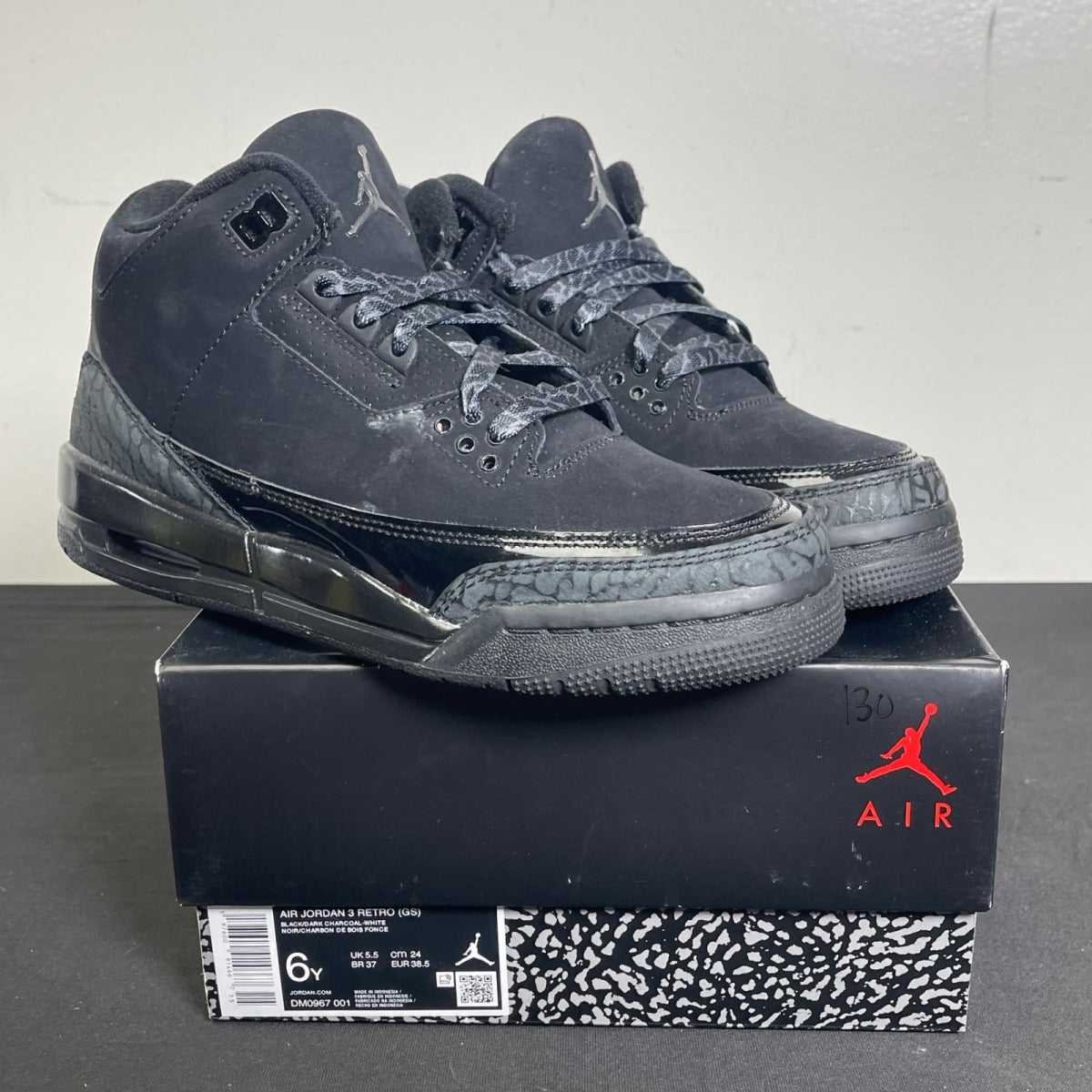 Jordan 3 Retro Black Cat (2025) (GS) 6Y (Moderately Worn Pre-Owned)JordanBlack/Dark Charcoal/Black - Image 1