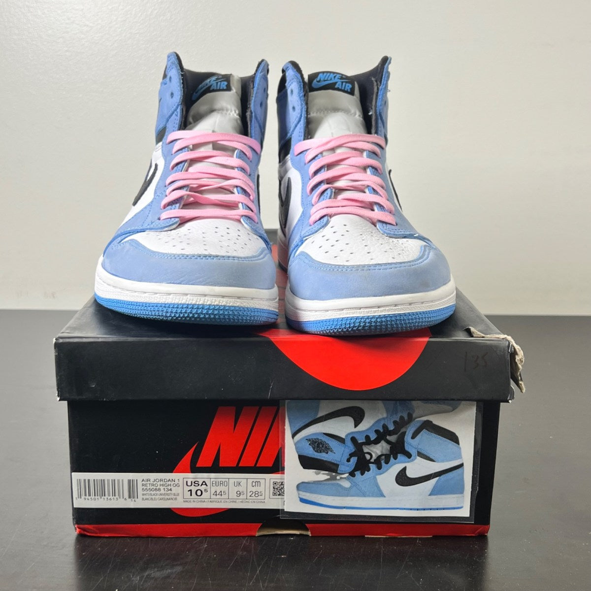 Jordan 1 Retro High OG University Blue 10.5 (Lightly Worn Pre-Owned)JordanWhite/University Blue-Black - Image 2