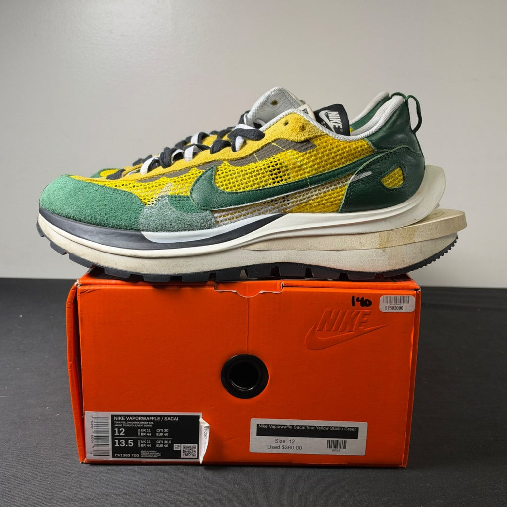 Nike Vaporwaffle sacai Tour Yellow Stadium Green (Size 12) - Image 3