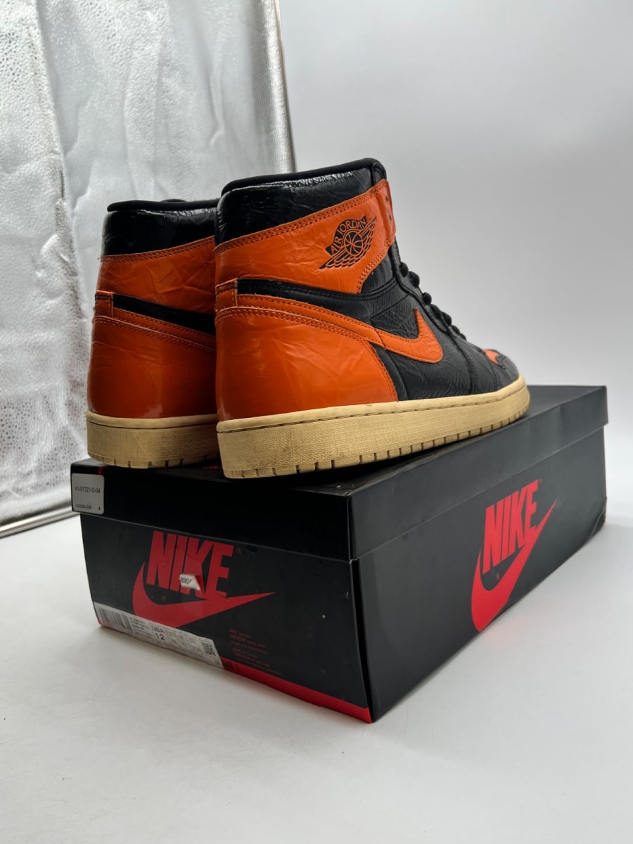 Jordan 1 Retro High Shattered Backboard 3.0 12 (Moderately Worn Pre-Owned)JordanBlack/Pale Vanilla-Starfish - Image 4