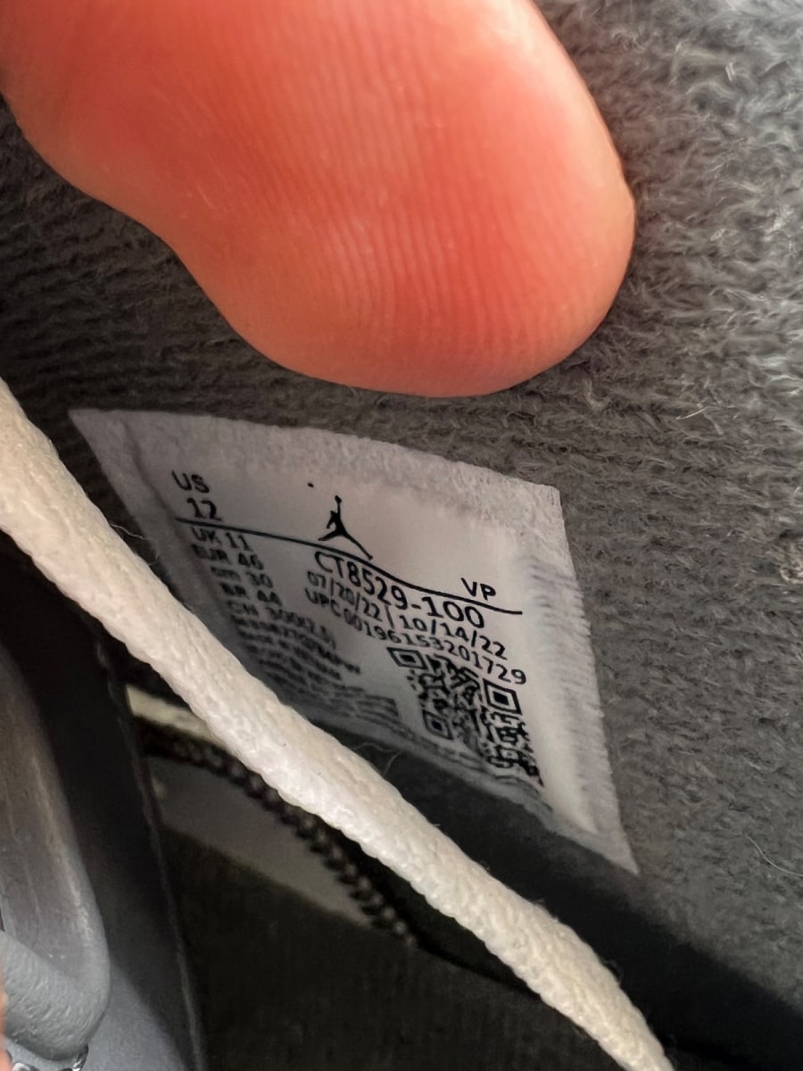 Jordan 6 Retro Cool Grey 12 (Lightly Worn Pre-Owned) - Image 7