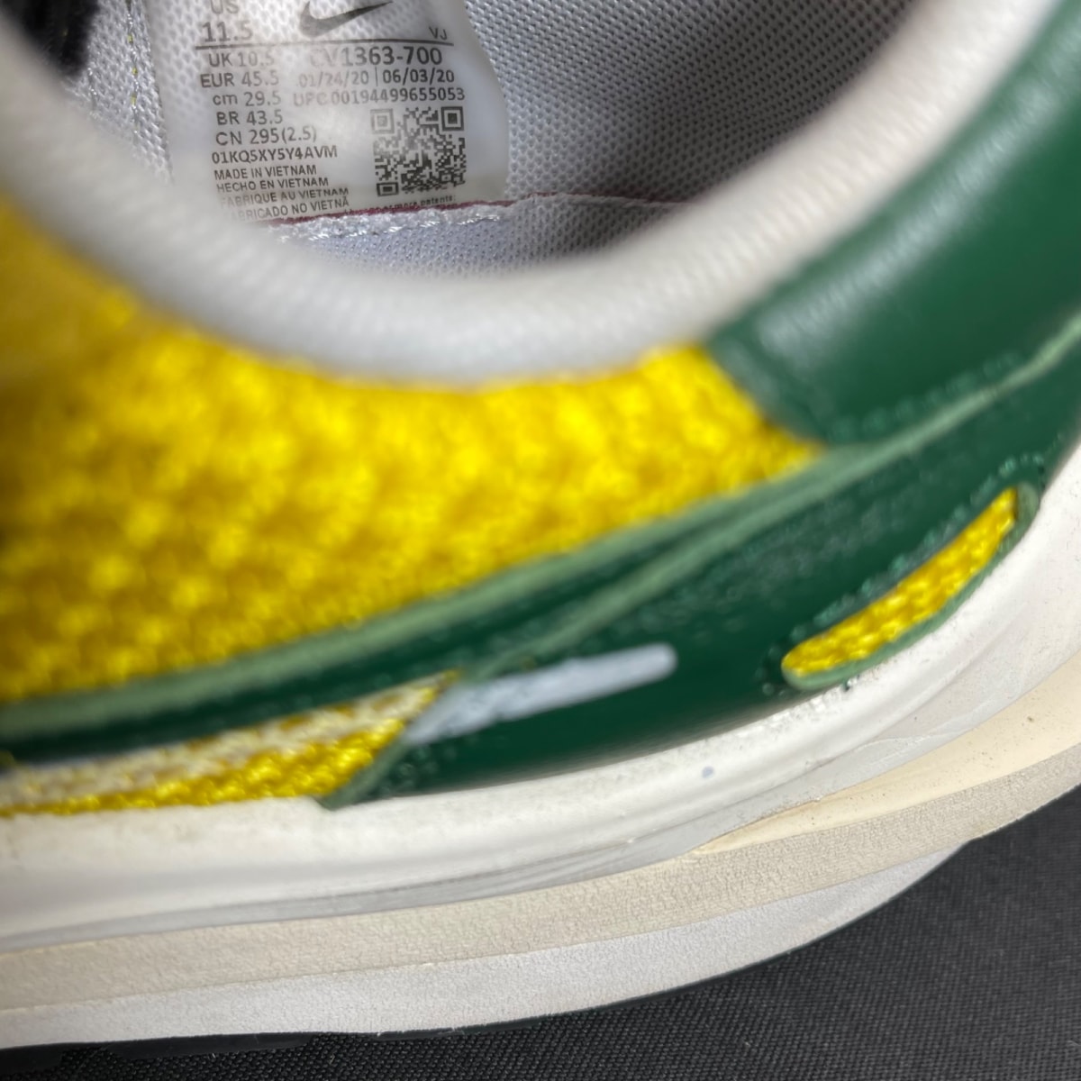 Nike Vaporwaffle sacai Tour Yellow Stadium Green 11.5 (Moderately Worn Pre-Owned)NikeTour Yellow/Stadium Green-Sail - Image 6