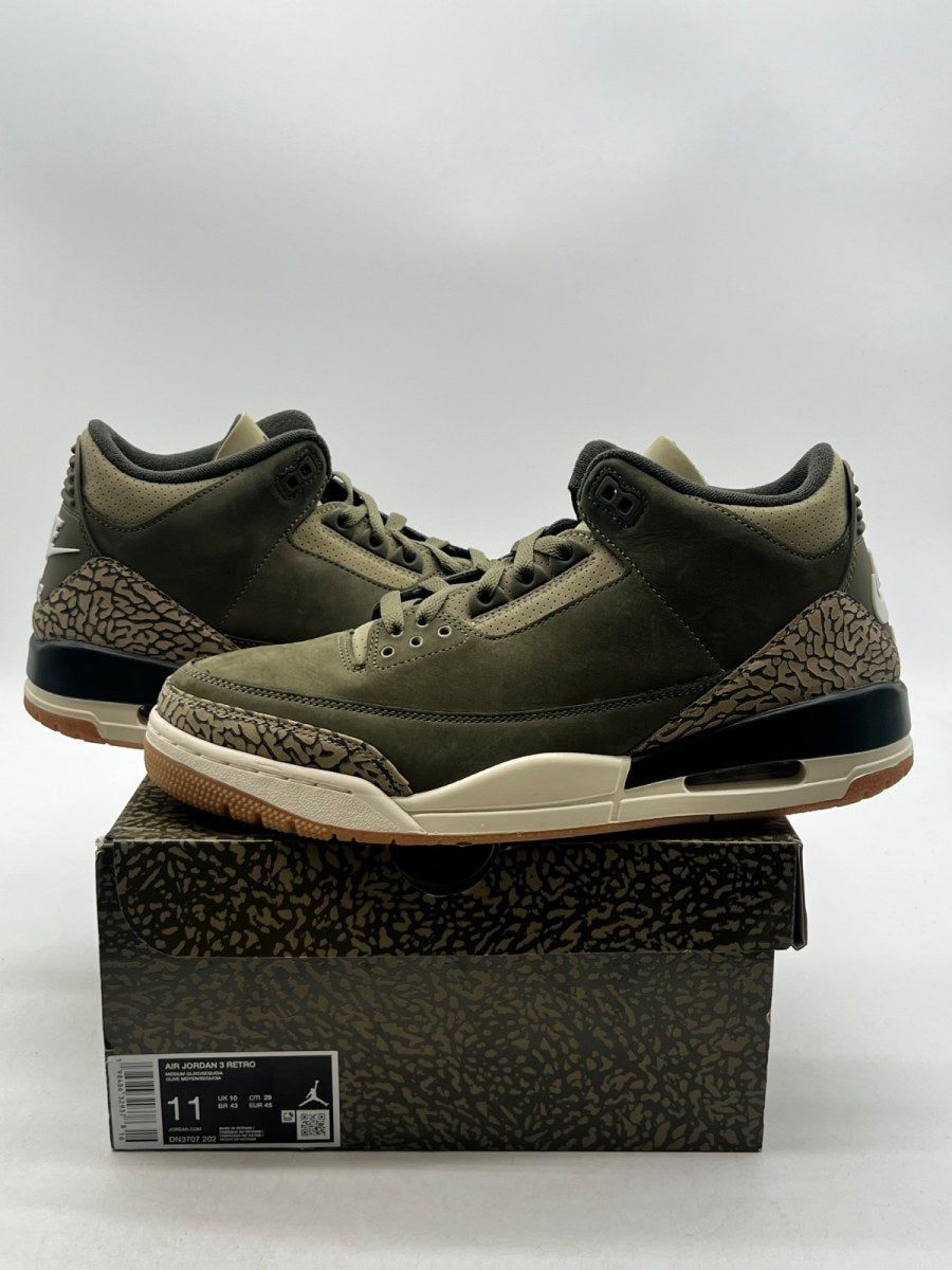 Jordan 3 Retro Family Affair 11 (Lightly Worn Pre-Owned)JordanMedium Olive/Sequoia/Neutral Olive/Sail/Total Crimson - Image 1