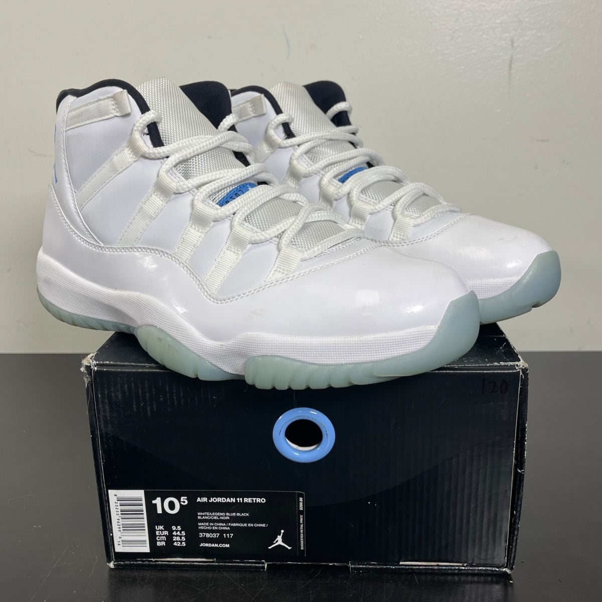 Jordan 11 Retro Legend Blue (2014) 10.5 (Moderately Worn Pre-Owned)JordanWhite/Black-Legend Blue - Image 1