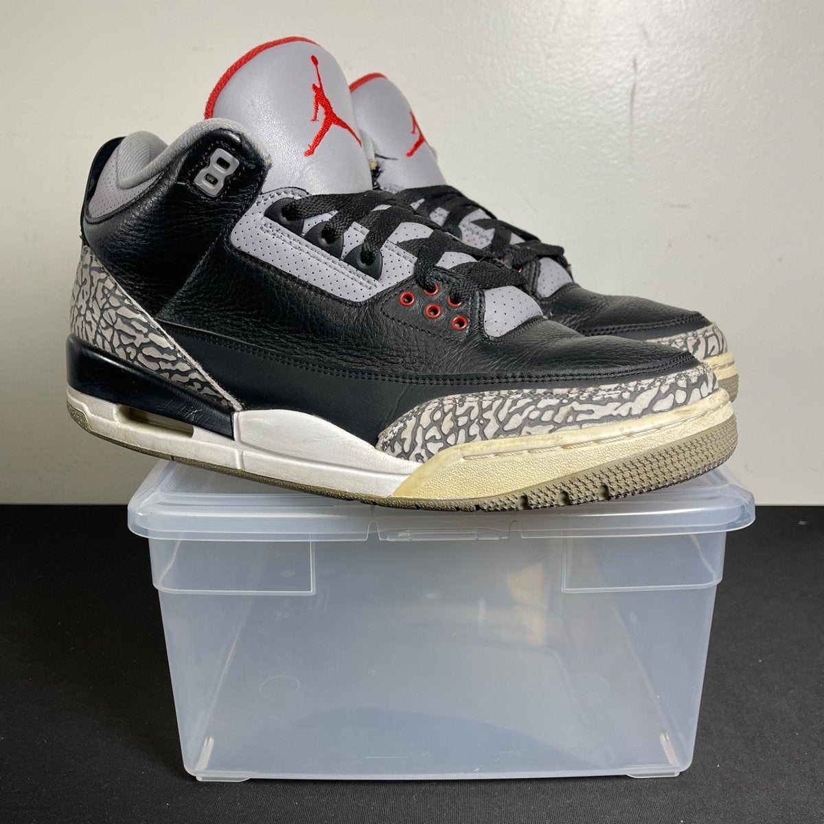 Jordan 3 Retro Black Cement (2018) (Size 11) - aux