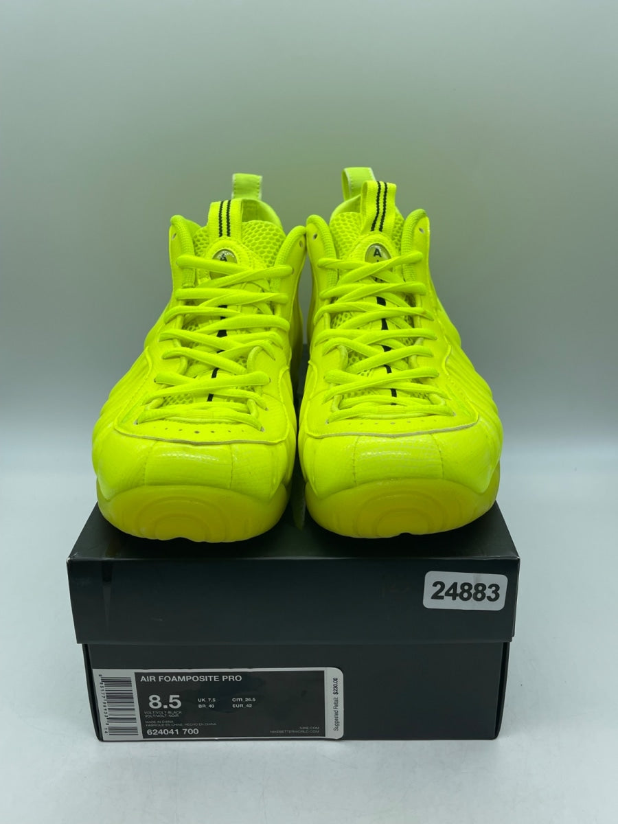 Nike Air Foamposite Pro Volt 8.5 (Moderately Worn Pre-Owned)NikeVolt/Volt-Black - Image 2