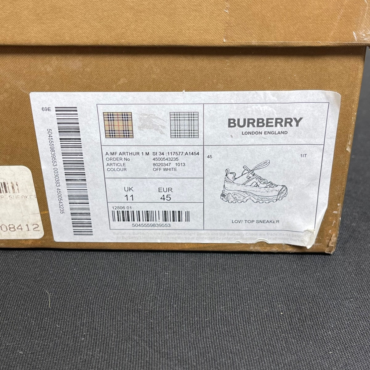 Burberry Arthur White Suede 45 (Moderately Worn Pre-Owned)BurberryWhite Suede - Image 7