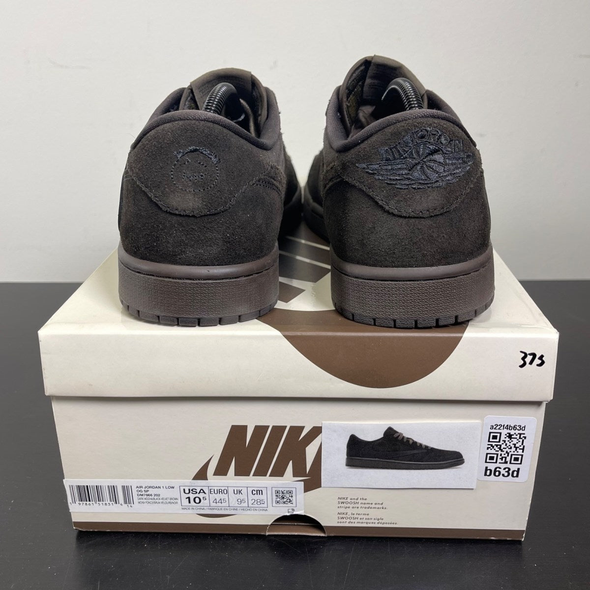 Jordan 1 Retro Low OG SP Travis Scott Velvet Brown 10.5 (Moderately Worn Pre-Owned)JordanDark Mocha/Black/Velvet Brown - Image 4