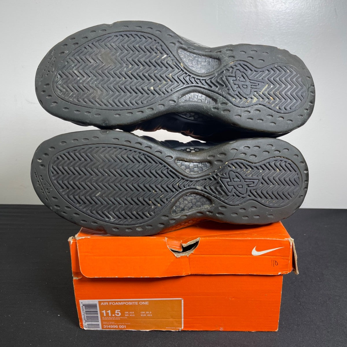 Nike Air Foamposite One Anthracite (2007) 11.5 (Moderately Worn Pre-Owned)NikeBlack/Black-Anthracite - Image 5