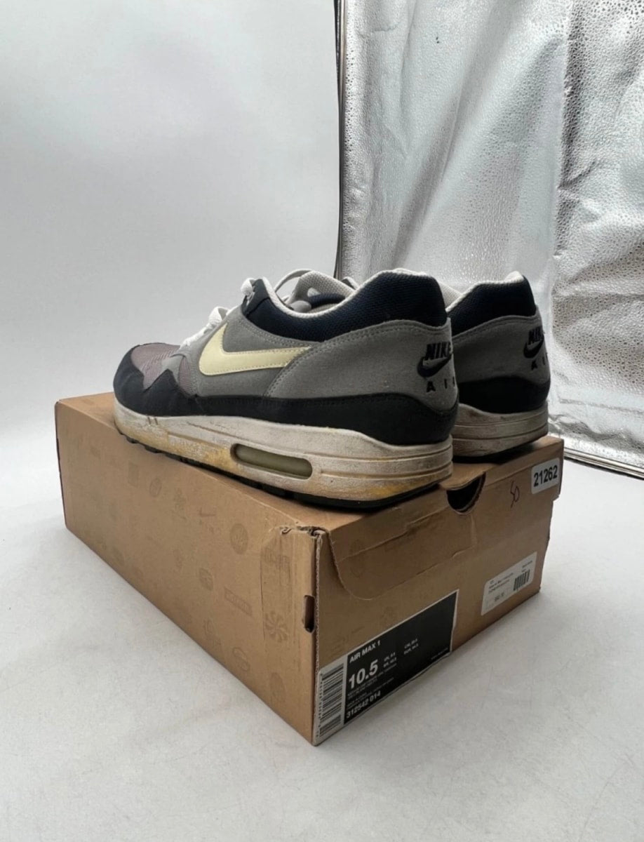 Nike Air Max 1 'Dark Grey Obsidian' 10.5 (Heavily Worn Pre-Owned)Nike - Image 4