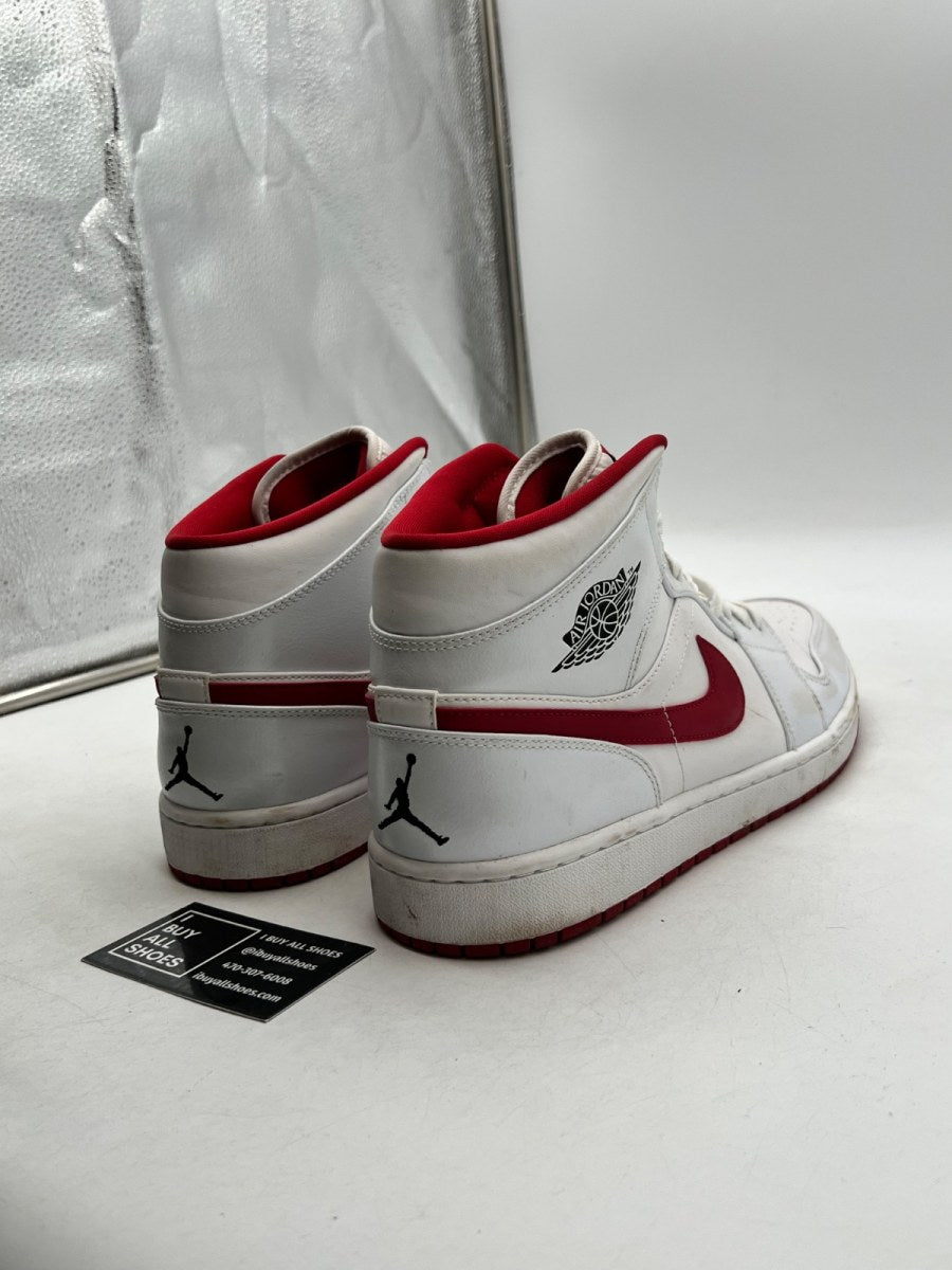 Jordan 1 Retro White Gym Red 13 (Moderately Worn Pre-Owned) - Image 3