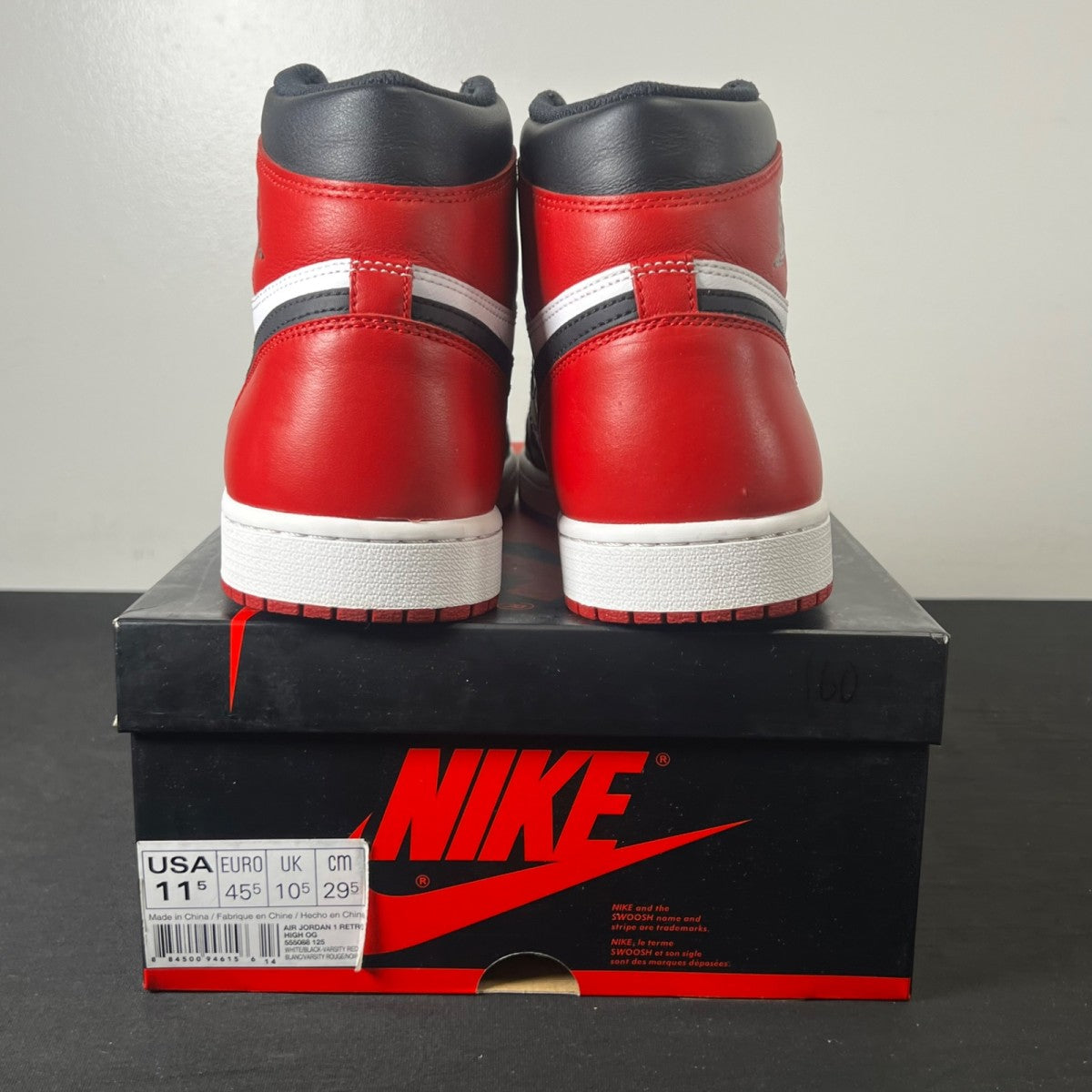 Jordan 1 Retro Black Toe (2016) 11.5 (Lightly Worn Pre-Owned)JordanWhite/Varsity Red/Black - Image 5