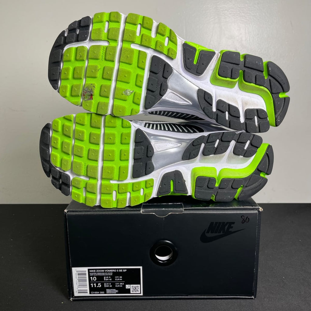 Nike Zoom Vomero 5 Electric Green Black (Size 10) - aux