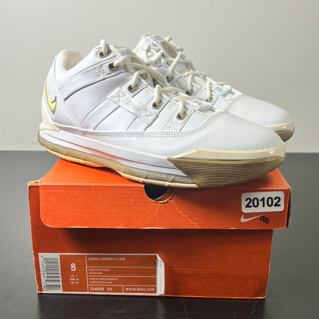 Nike LeBron 3 Low White Khaki 8 (Moderately Worn Pre-Owned)NikeWhite/White-Khaki - Image 1