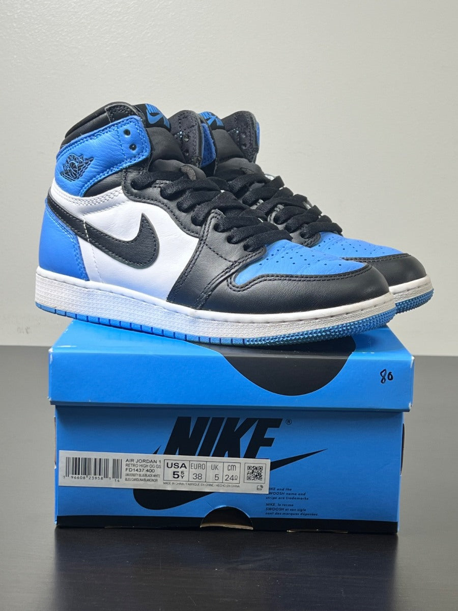 Jordan 1 Retro High OG UNC Toe (GS) (Size 5.5Y) - Image 1