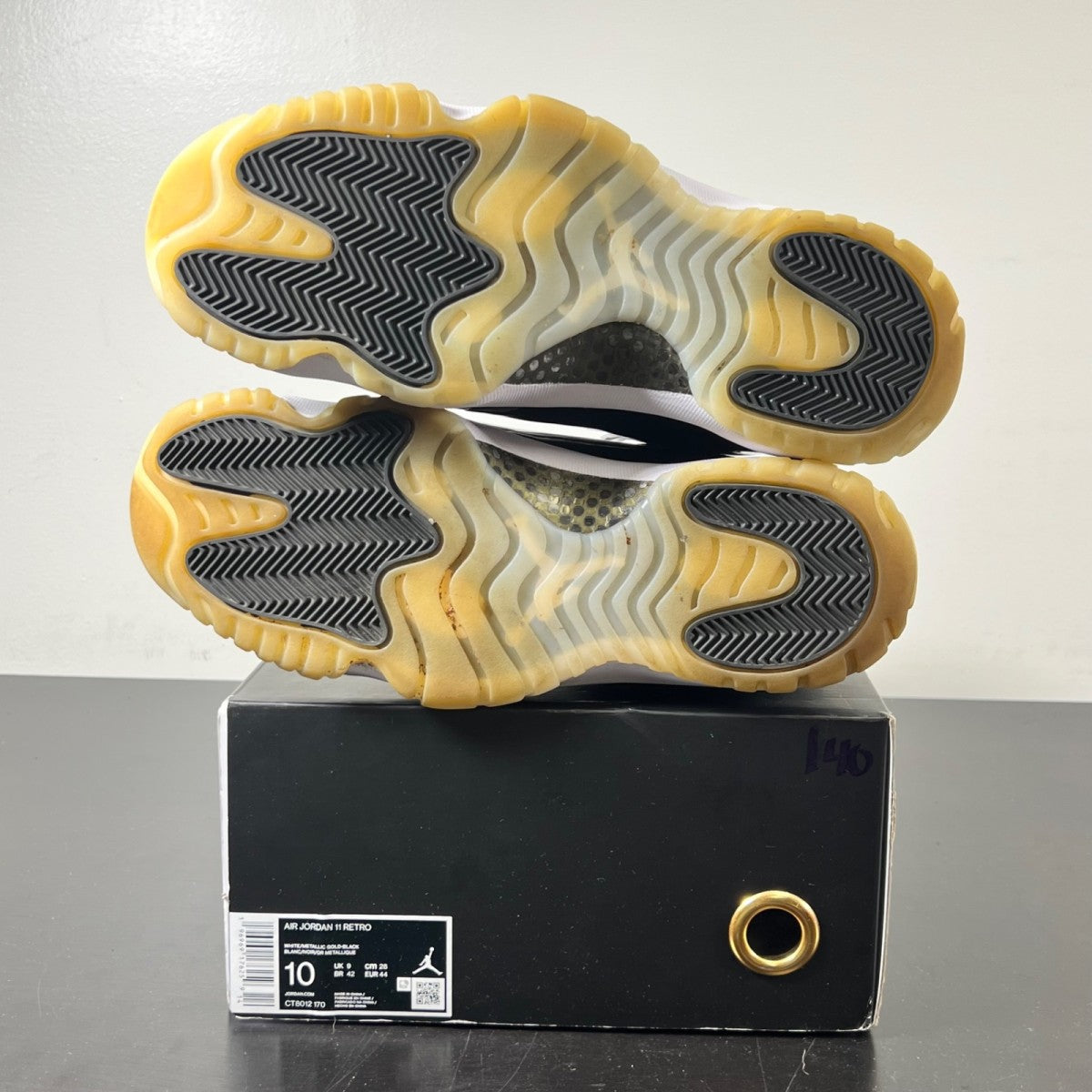 Jordan 11 Retro DMP Gratitude (2023) 10 (Moderately Worn Pre-Owned)JordanBlack/White/Metallic Gold - Image 6